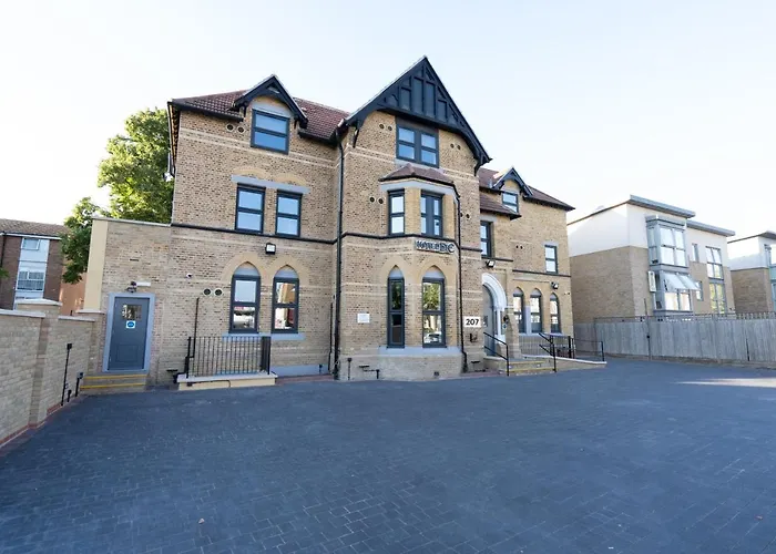 Hotel DC, Stratford London